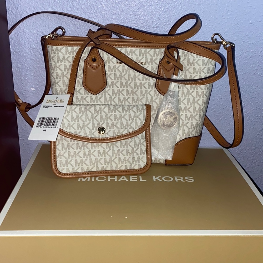 Eva Extra-Small Logo Tote Bag